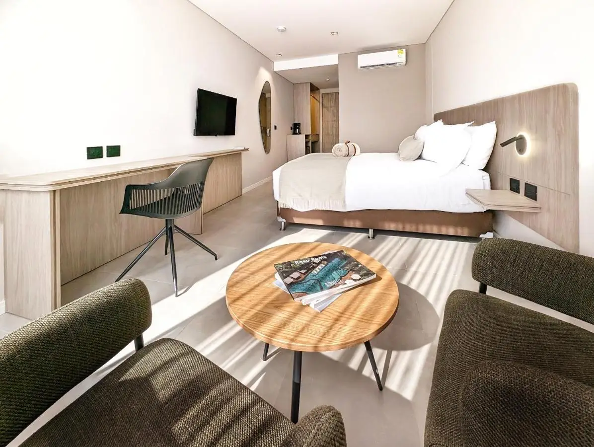 operador hotelero colombia republica dominicana peru panama ecuador