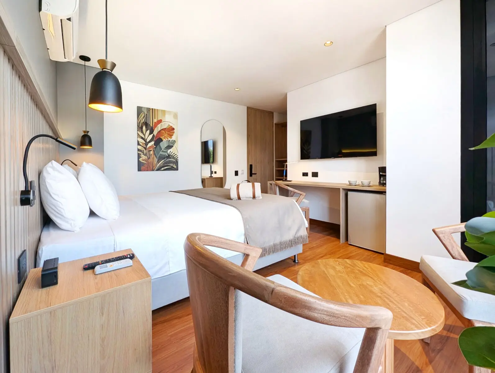 PXL_20250415_171851600